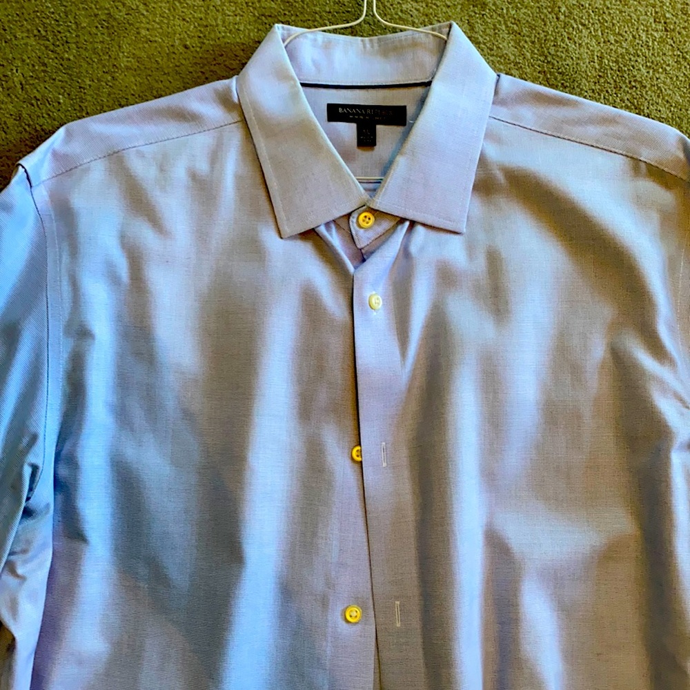 Men’s XL BR dress shirt